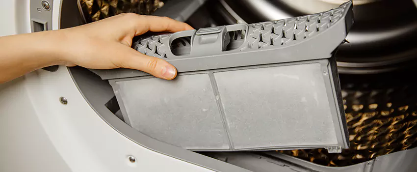 Signs Of A Clogged Dryer Lint Trap in Spanish Fork, Utah